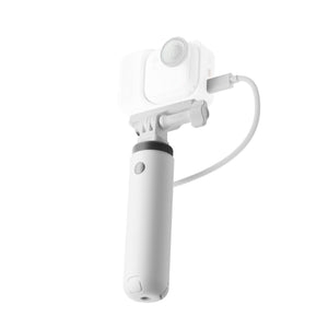 Handheld camera mounting position and connected USB-C cable