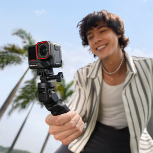 Front-facing recording using the compact Spin Stick grip