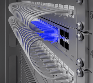 Ubiquiti UACC-Cable-Patch-EL Etherlighting rack deployment view 1