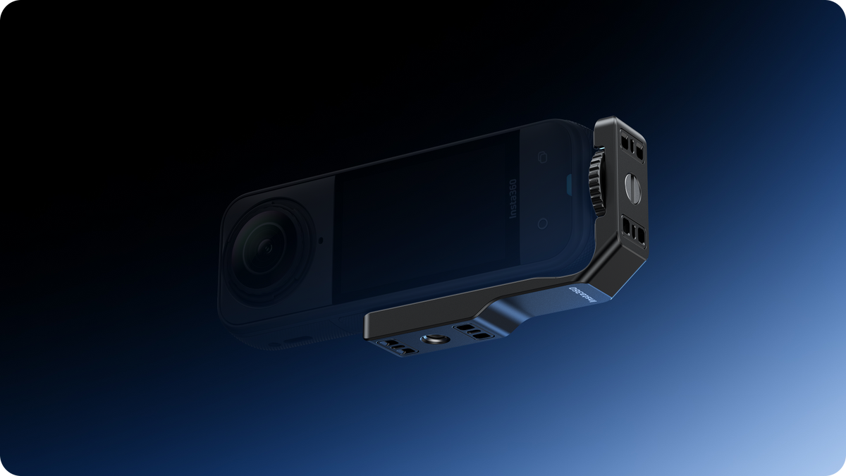 Insta360 X5 Vertical-Horizontal Mount manufacturer use and feature illustration 2