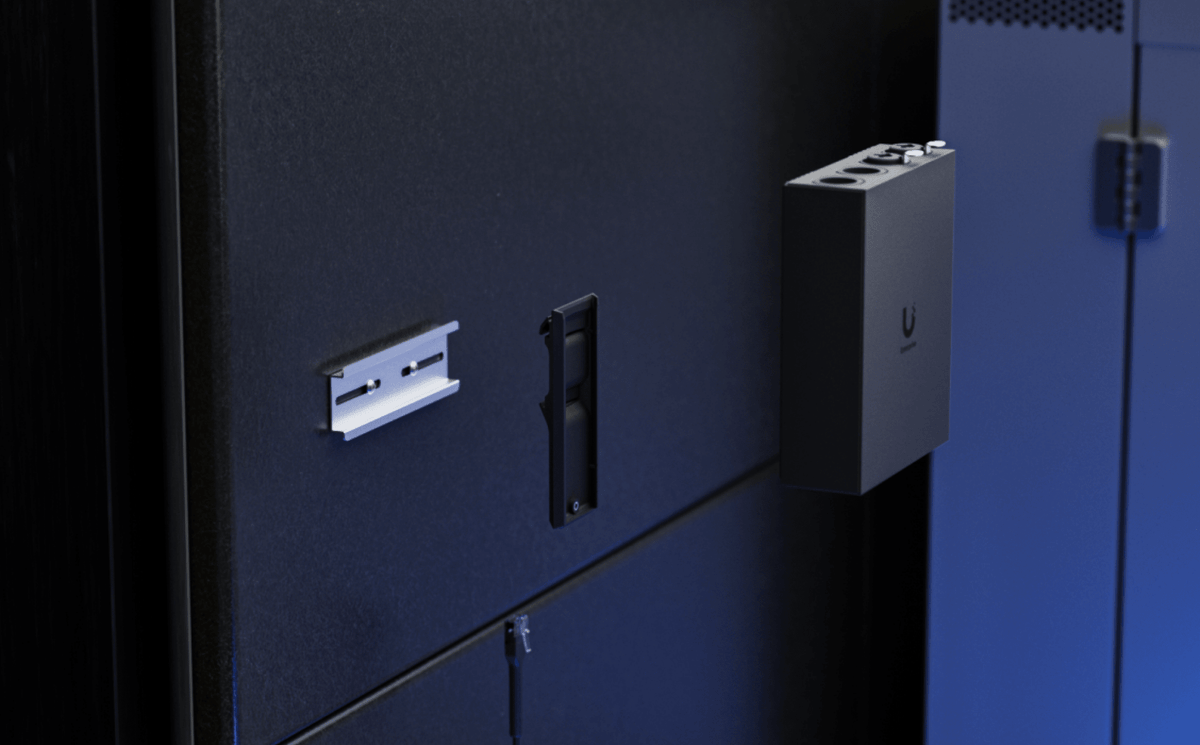 Ubiquiti EAV-Bridge - Wall bracket installation