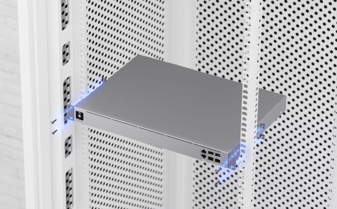 Ubiquiti EFG 25G Enterprise Fortress Cloud Gateway Router with Shadow Mode High Availability - ACE Peripherals