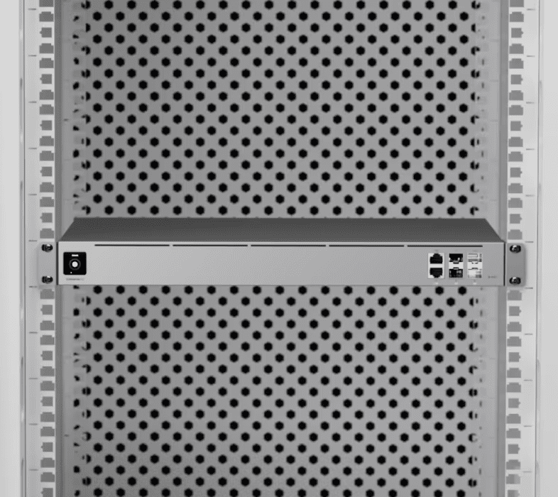 Ubiquiti EFG 25G Enterprise Fortress Cloud Gateway Router with Shadow Mode High Availability - ACE Peripherals