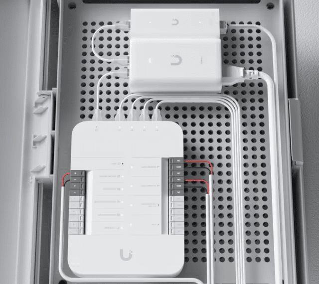 Ubiquiti UA - G3 - SK - Gate G3 Gate Starter Kit with Touch Pass and Intercom - ACE Peripherals