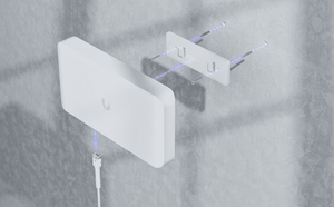 Ubiquiti UDB - Switch 35W Wifi 7 Device Bridge Switch - ACE Peripherals