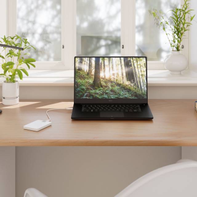 Seagate Ultra Touch Portable Hard Drive - ACE Peripherals